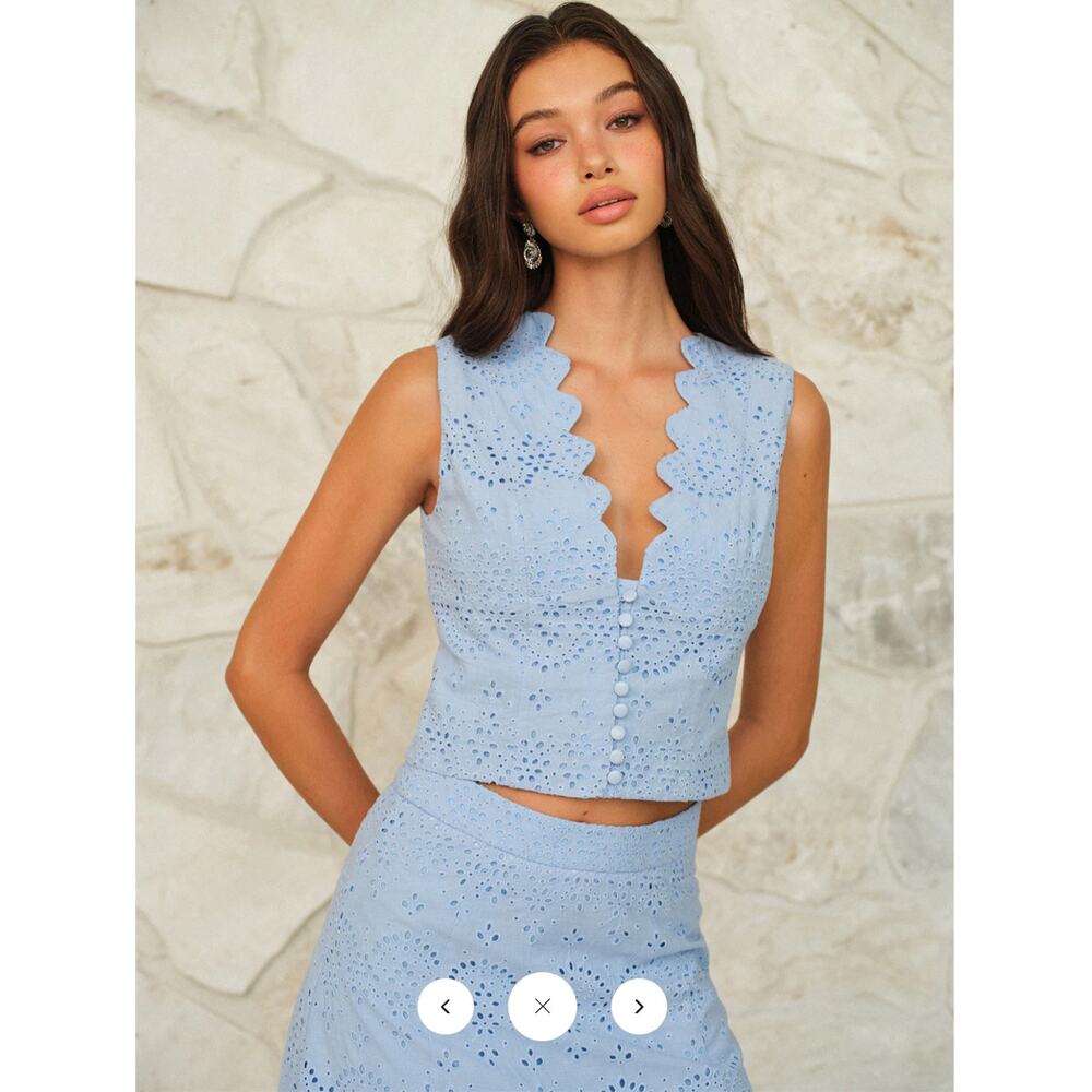 Commense Scalloped Neckline Button-Front Eyelet Crop Top Variuos sizes
